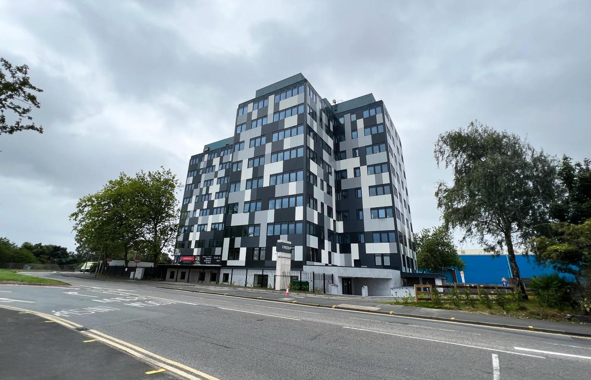 The Kaizen Apartment West Bromwich Room photo
