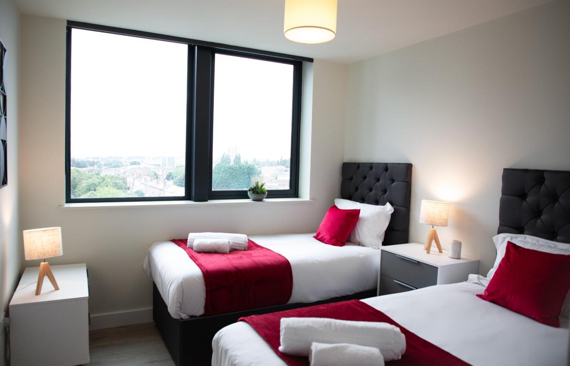 The Kaizen Apartment West Bromwich Room photo